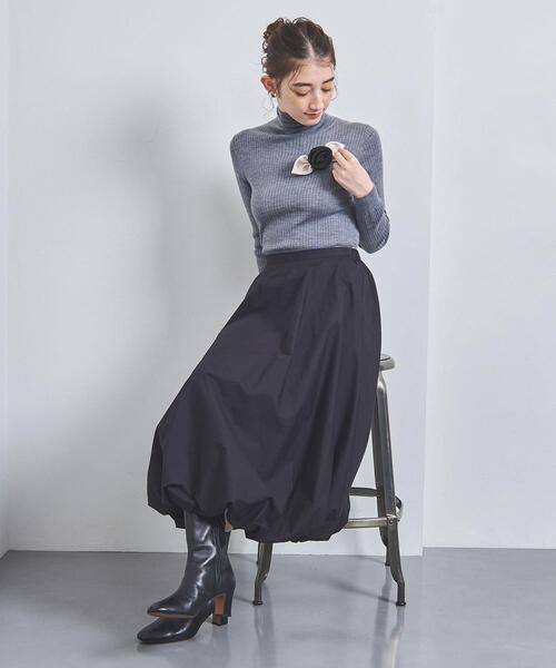 UNITED ARROWS(ユナイテッドアローズ)の「サテン ローズ ブローチ(ブローチ/コサージュ・レディース・ブラック/オフホワイト・FREE)」の4枚目の写真