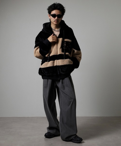 RE730(アールイーセブンサーティー)の「Eco fur color blouson / エコファー配色ブルゾン unisex(ブルゾン・メンズ・ブラック/グリーン/ピンク/ベージュ・L/M/XL)」の16枚目の写真