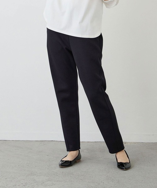 NICOLE white（ニコルホワイト）の「テーパードパンツ／ダンボールポンチ（その他パンツ・レディース・ベージュ/オフホワイト/ブラック・FREE）」の2枚目の写真