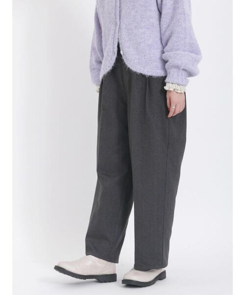 Samansa Mos2（サマンサ モスモス）の「【保温加工】タックストレートパンツ（その他パンツ・レディース・ブラック/チャコールグレー/キナリ/モカ・F）」の3枚目の写真