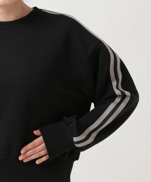 BAYFLOW(ベイフロー)の「【選べる着丈】トラックラインプルオーバー(スウェット・レディース・アイボリー/ブラック/グリーン・SMALL/MEDIUM)」の12枚目の写真