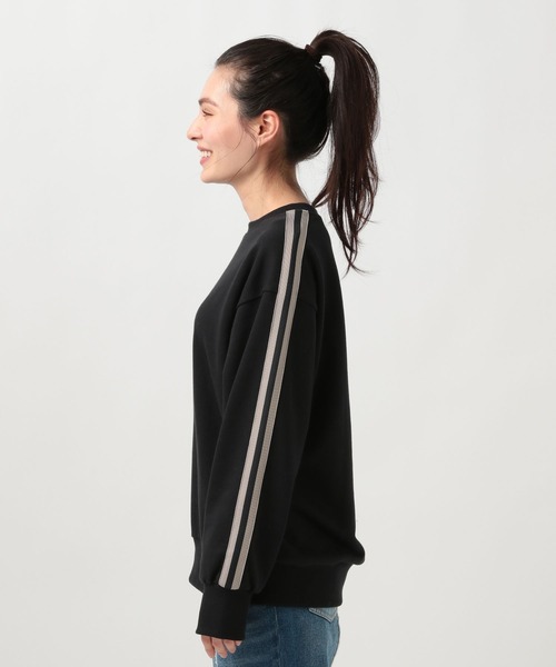 BAYFLOW(ベイフロー)の「【選べる着丈】トラックラインプルオーバー(スウェット・レディース・アイボリー/ブラック/グリーン・SMALL/MEDIUM)」の16枚目の写真