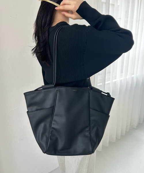 loti（ロティ）の「【EC限定】loti 2WAYハンドルトート（トートバッグ・レディース・ブラック/ベージュ/ネイビー・ONE SIZE）」の17枚目の写真
