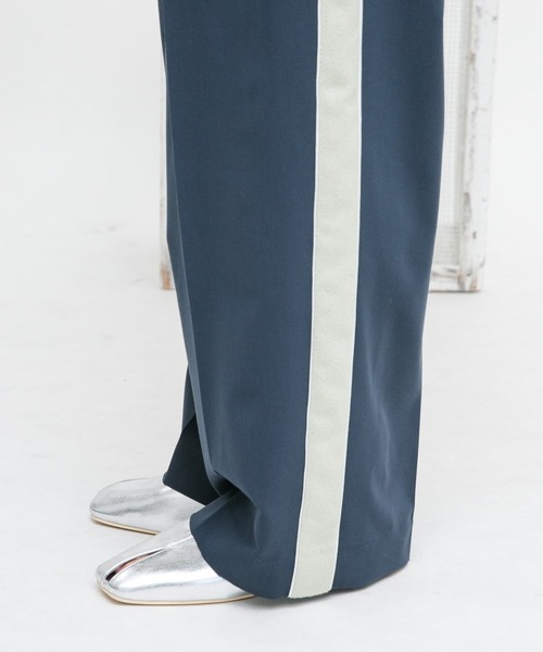 KBF（ケイビーエフ）の「サイドラインスラックス（スラックス）」 - WEAR