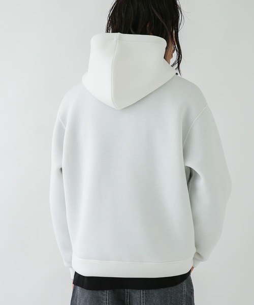 URBAN RESEARCH Sonny Label（アーバンリサーチサニーレーベル）の「ダンボールプルオーバーパーカー（パーカー・メンズ・ホワイト/ライトカーキ/ブラック/グレー系その他・MEDIUM/LARGE/X-LARGE）」の22枚目の写真