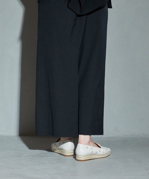 Mode et Jacomo（モードエジャコモ）の「スターモチーフスリッポンシューズ（サンダル・レディース・アイボリー/シルバー・24cm/23.5cm/23cm/22.5cm/24.5cm）」の20枚目の写真