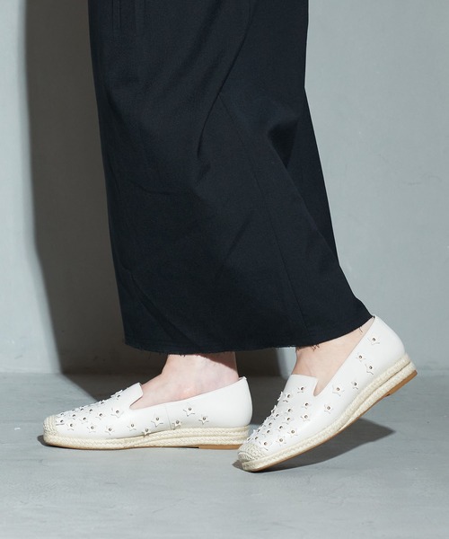 Mode et Jacomo（モードエジャコモ）の「スターモチーフスリッポンシューズ（サンダル・レディース・アイボリー/シルバー・24cm/23.5cm/23cm/22.5cm/24.5cm）」の17枚目の写真