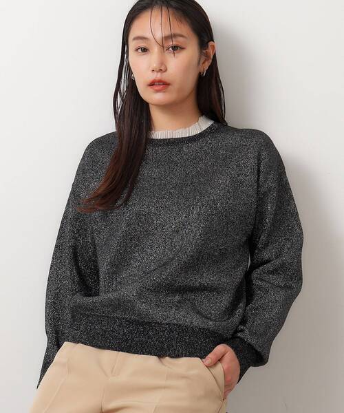 OPAQUE.CLIP（オペークドットクリップ）の「◆シアーフリルネックラメニット【洗濯機洗い可】（ニット/セーター・レディース・ブラック系5/ライトグレー系5/ピンク系1・38/40）」の2枚目の写真