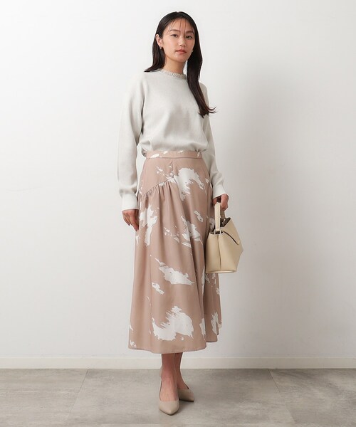 OPAQUE.CLIP（オペークドットクリップ）の「◆シアーフリルネックラメニット【洗濯機洗い可】（ニット/セーター・レディース・ブラック系5/ライトグレー系5/ピンク系1・38/40）」の5枚目の写真