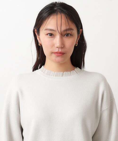 OPAQUE.CLIP（オペークドットクリップ）の「◆シアーフリルネックラメニット【洗濯機洗い可】（ニット/セーター・レディース・ブラック系5/ライトグレー系5/ピンク系1・38/40）」の10枚目の写真