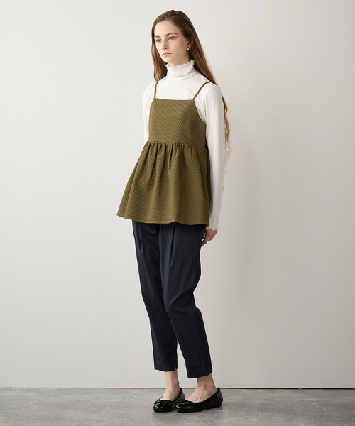 LE SOUK HOLIDAY（ルスークホリデー）の「タックテーパードパンツ2024SS（スラックス・レディース・ピンク/ベージュ/ネイビー/チャコールグレー/ブラック/カーキ・S/M/L）」の21枚目の写真