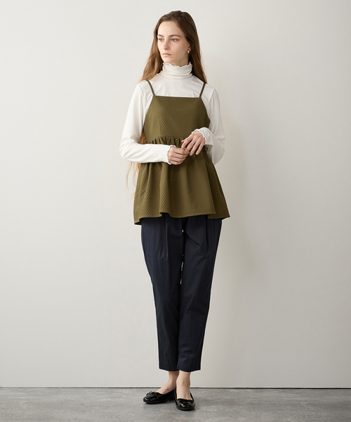 LE SOUK HOLIDAY（ルスークホリデー）の「タックテーパードパンツ2024SS（スラックス・レディース・ピンク/ベージュ/ネイビー/チャコールグレー/ブラック/カーキ・S/M/L）」の22枚目の写真
