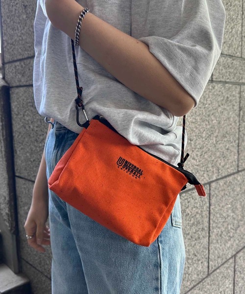 UNIVERSAL OVERALL（ユニバーサルオーバーオール）の「UNIVERSAL OVERALL / UO ネップサコッシュ / UVO-186（ショルダーバッグ・レディース・オレンジ/オフホワイト/グレー/サックスブルー/ブラック・ONESIZE）」の5枚目の写真