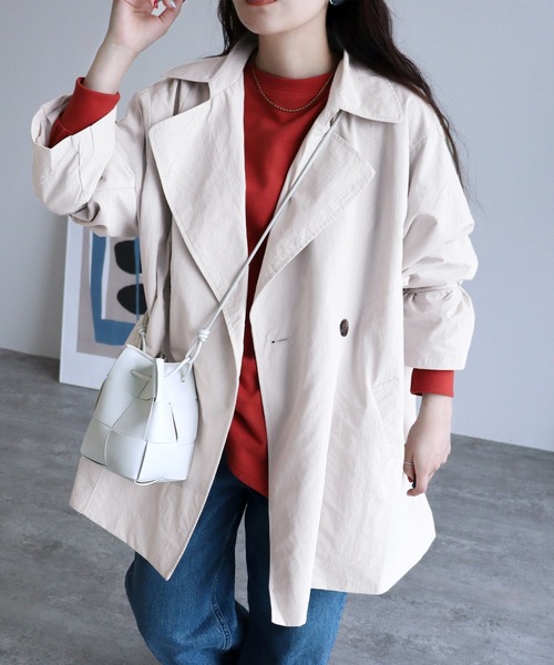 reca（レカ）の「ショート丈トレンチコート（トレンチコート・レディース・アイボリー/グレイッシュベージュ/カーキ・M）」の2枚目の写真