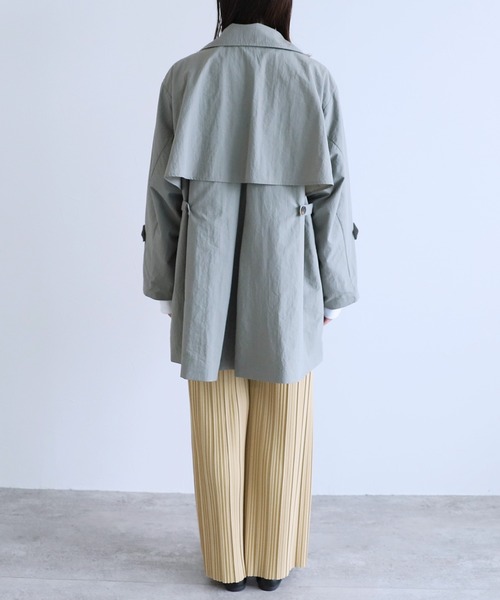 reca（レカ）の「ショート丈トレンチコート（トレンチコート・レディース・アイボリー/グレイッシュベージュ/カーキ・M）」の18枚目の写真