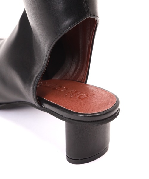 piu comoda（ピュコモダ）の「(piu comoda)ストレッチフェイクレザーオープントゥブーツ（ブーツ・レディース・ブラック/ベージュ・38/36/37）」の9枚目の写真