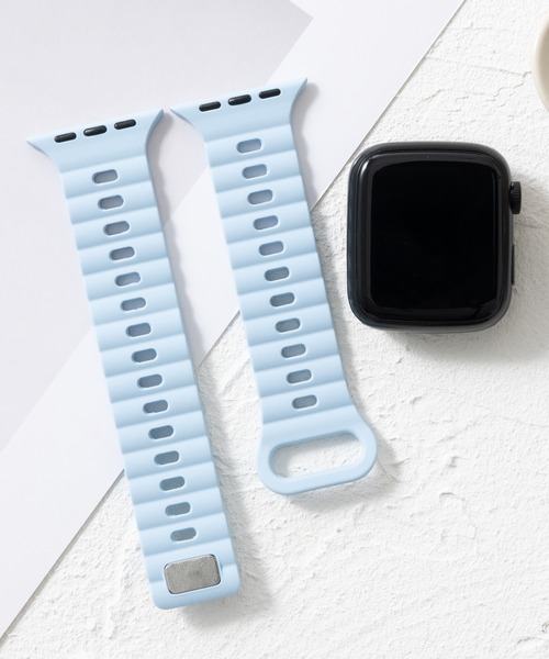 emonique(エモニーク)の「シリコン製 Apple Watch バンド スマートウォッチバンド【38/40/41/42/44/45/49mm対応】(デジタル腕時計・メンズ・グリーン/スカイブルー/ブラウン/ワインレッド/グレー/オレンジ/レッド/ブラック/ダークインディゴブルー/オフホワイト/ネイビー/ダークネイビー/ホワイト/チョコ/テラコッタ・42/38)」の9枚目の写真