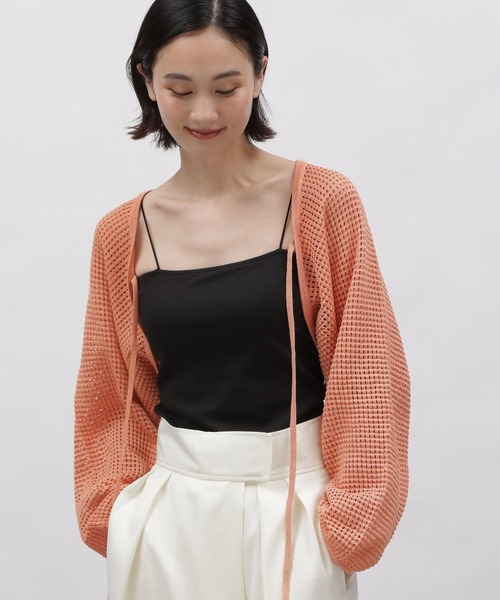 LAKOLE(ラコレ)の「ラメメッシュニットボレロ / 115412(カーディガン/ボレロ・レディース・コーラル/アイボリー/ブラック・SMALL/MEDIUM)」の3枚目の写真