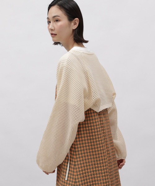 LAKOLE(ラコレ)の「ラメメッシュニットボレロ / 115412(カーディガン/ボレロ・レディース・コーラル/アイボリー/ブラック・SMALL/MEDIUM)」の7枚目の写真