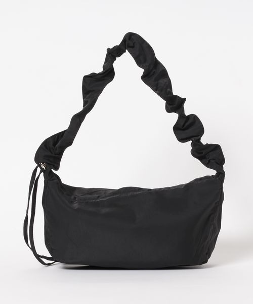 mysty woman(ミスティウーマン)の「シャーリングショルダーBAG 119617【500mlペットボトル収納可能!】(ショルダーバッグ・レディース・モカ/ライトブルー/ブラック/アイボリー・FREE)」の16枚目の写真