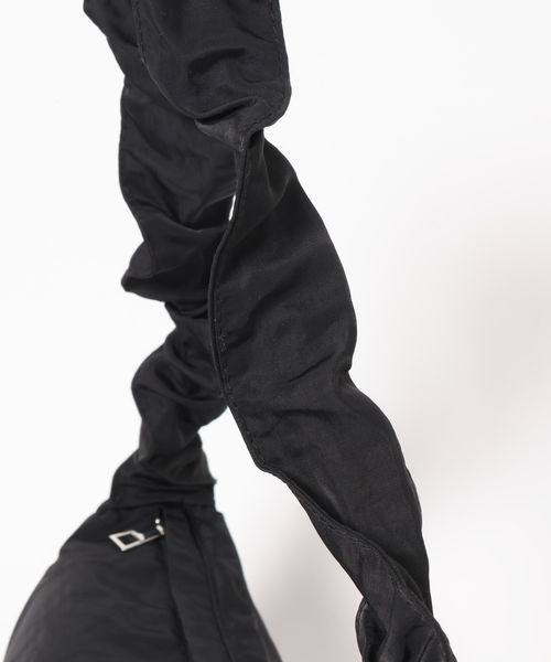 mysty woman(ミスティウーマン)の「シャーリングショルダーBAG 119617【500mlペットボトル収納可能!】(ショルダーバッグ・レディース・モカ/ライトブルー/ブラック/アイボリー・FREE)」の19枚目の写真