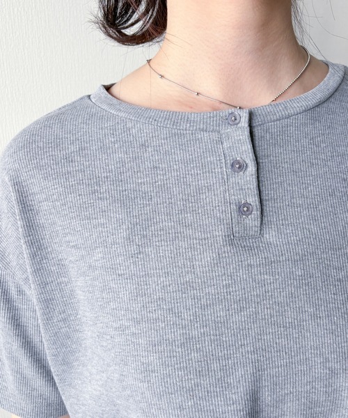 EPIMI E'PIMMY(エピミエピミー)の「【マルチウェイ】テレコキャミワンピ/半袖トップスSET(ワンピース・レディース・チャコールグレー/ホワイト×ブラック/ブラック・MEDIUM)」の19枚目の写真