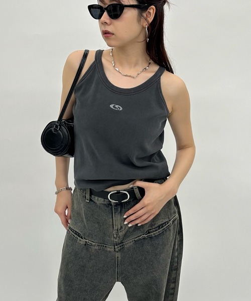 WHO'S WHO gallery（フーズフーギャラリー）の「【SLOPPY/スロッピー】フューチャーロゴアメスリタンク（タンクトップ・レディース・チャコールグレー/ライトグレー/ブラック/グレー/オフホワイト/ブラック系その他・FREE）」の4枚目の写真