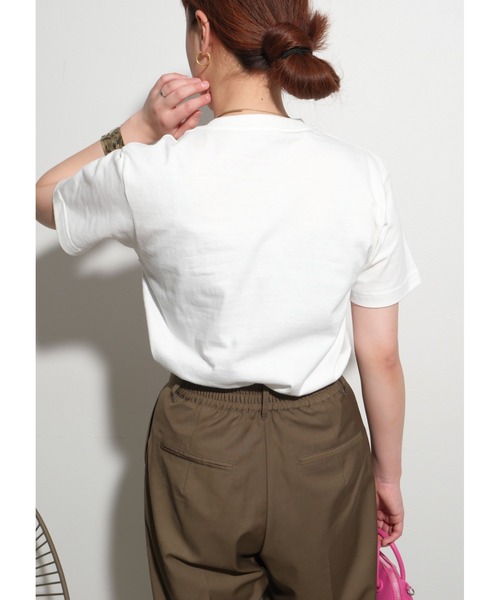 palm RICHE(ポームリシュ)の「CHILAFA Tシャツ(Tシャツ/カットソー・レディース・チャコールグレー/ホワイト×ブラック/レッド・M)」の7枚目の写真