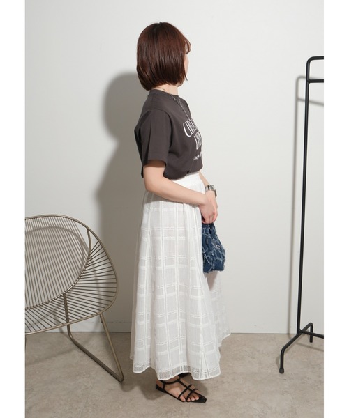 palm RICHE(ポームリシュ)の「CHILAFA Tシャツ(Tシャツ/カットソー・レディース・チャコールグレー/ホワイト×ブラック/レッド・M)」の17枚目の写真