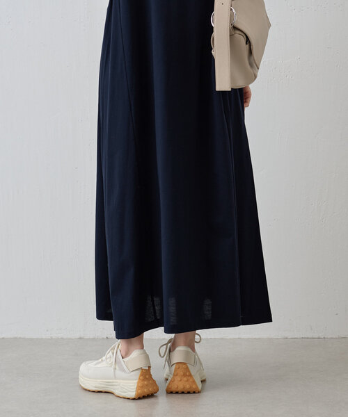 美品！BEARDSLEY 24200円→7190円 イニシャル 刺繍 ワンピース BEARDSLEY（ビアズリー）の「イニシャル刺繍ワンピース（ワンピース