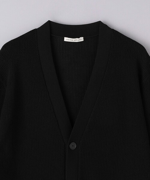 UNITED ARROWS(ユナイテッドアローズ)の「コットン ポリエステル メッシュ カーディガン -ウォッシャブル-(カーディガン/ボレロ・メンズ・グレー/ブラック・M/L/XL/S)」の17枚目の写真