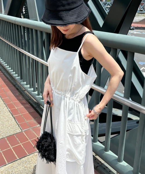 ISOOK(アイスー)の「【ISOOK / アイスー】カーゴデザインキャミソールワンピース / カーゴワンピース カーゴスカート 低身長向け キャミワンピ ドローコード ZOZOTOWN限定(ワンピース・レディース・ブラック/カーキ/ホワイト・FREE)」の9枚目の写真