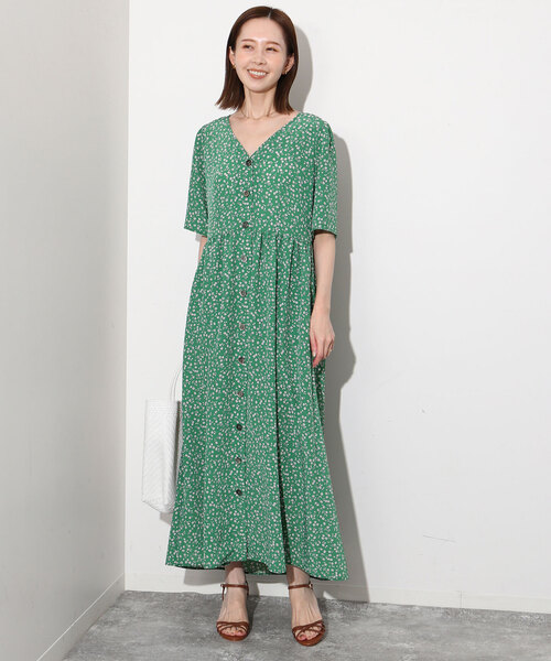 ぼかしフラワープリントタック ワンピース （ロング・マキシ丈