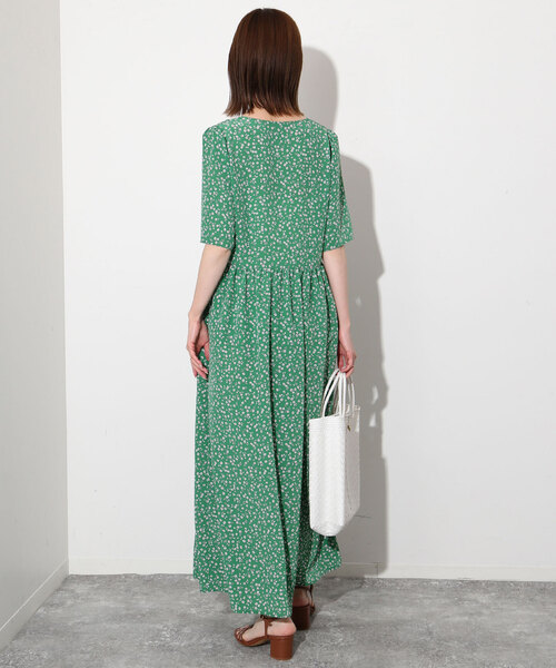 SLOBE IENA（スローブイエナ）の「フラワープリントフロントボタン