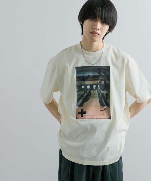 SENSE OF PLACE by URBAN RESEARCH(センスオブプレイスバイアーバンリサーチ)の「フォトグラフィックTシャツ B(Tシャツ/カットソー・メンズ・アイボリー/グリーン/チャコールグレー・MEDIUM/LARGE)」の5枚目の写真