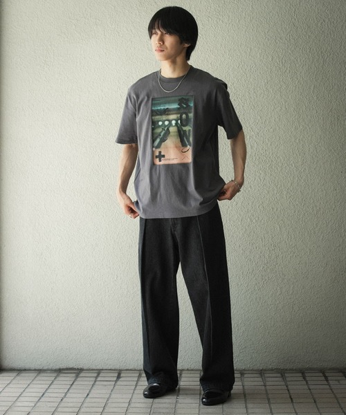 SENSE OF PLACE by URBAN RESEARCH(センスオブプレイスバイアーバンリサーチ)の「フォトグラフィックTシャツ B(Tシャツ/カットソー・メンズ・アイボリー/グリーン/チャコールグレー・MEDIUM/LARGE)」の14枚目の写真