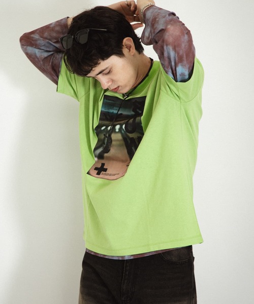 SENSE OF PLACE by URBAN RESEARCH(センスオブプレイスバイアーバンリサーチ)の「フォトグラフィックTシャツ B(Tシャツ/カットソー・メンズ・アイボリー/グリーン/チャコールグレー・MEDIUM/LARGE)」の15枚目の写真