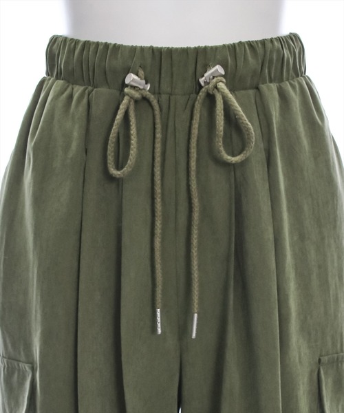 clear（クリア）の「ピーチ起毛ワイドカーゴパンツ[低身長用サイズ有]≪2024AW新作≫（カーゴパンツ・レディース・ブラック/カーキ/サックスブルー/アイボリー/ベージュ・F/XS）」の9枚目の写真