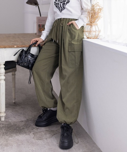 clear（クリア）の「ピーチ起毛ワイドカーゴパンツ[低身長用サイズ有]≪2024AW新作≫（カーゴパンツ・レディース・ブラック/カーキ/サックスブルー/アイボリー/ベージュ・F/XS）」の20枚目の写真