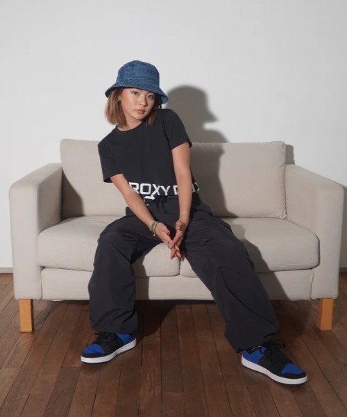 ROXY(ロキシー)の「BIG DEAL CARGO PANTS/ロキシーウエストゴムナイロンカーゴパンツ(カーゴパンツ・レディース・ブルー/ブラック/カーキ・LARGE/MEDIUM/SMALL)」の6枚目の写真