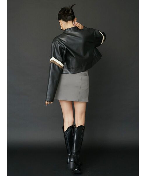 EVRIS（エヴリス）の「color scheme graphic ライダース（ライダースジャケット・レディース・ブラック/レッド・FREE）」の3枚目の写真