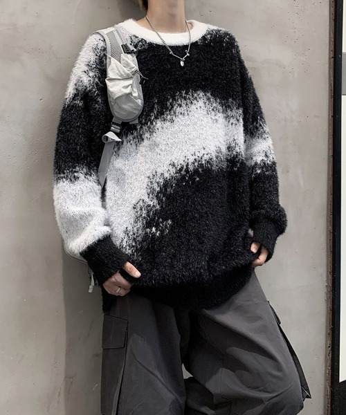 FVLMEN(フルメン)の「【FVLMEN】gradation shaggy knit pullover/グラデーション シャギー ニット プルオーバー(ニット/セーター・メンズ・ブラック/ブルー/ブラウン・MEDIUM/LARGE/X-LARGE)」の19枚目の写真