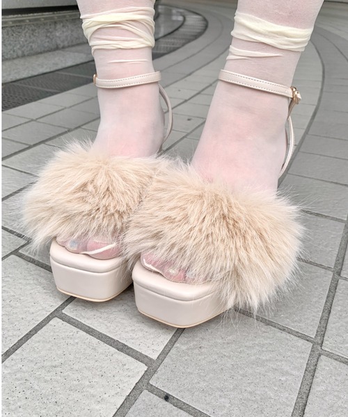 【セール】【24AW新作】【REZOY】フェイクファー厚底ストラップサンダル（サンダル）｜REZOY（リゾイ）