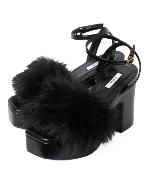 REZOY(リゾイ)の「【REZOY】フェイクファー厚底ストラップサンダル(サンダル・レディース・ブラック/アイボリー・S/M/L)」の6枚目の写真