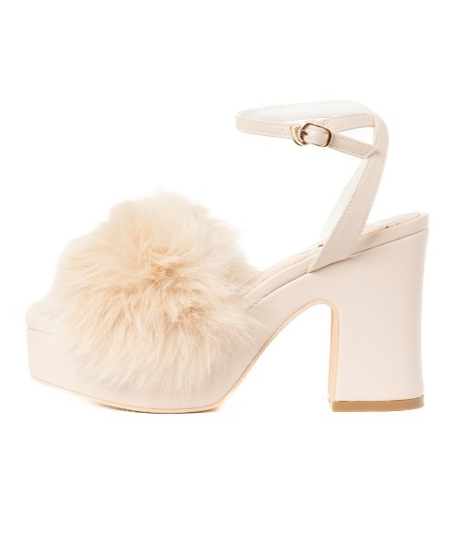 REZOY(リゾイ)の「【REZOY】フェイクファー厚底ストラップサンダル(サンダル・レディース・ブラック/アイボリー・S/M/L)」の9枚目の写真