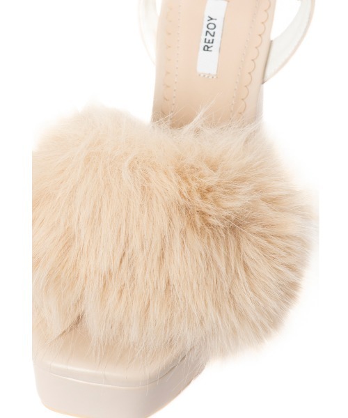 REZOY(リゾイ)の「【REZOY】フェイクファー厚底ストラップサンダル(サンダル・レディース・ブラック/アイボリー・S/M/L)」の12枚目の写真