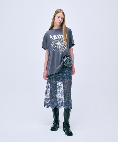 【Mardi Mercredi】UNISEX TSHIRT FLOWERMARDI Unisex Tshirt Flowermardi in White Lightgrey by Mardi
