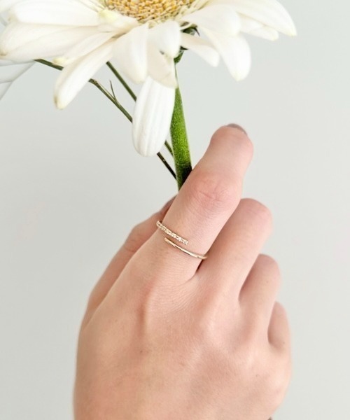 ciite'(シーテ)の「delicate bijou ring(リング・レディース・ゴールド/シルバー・FREE)」の2枚目の写真
