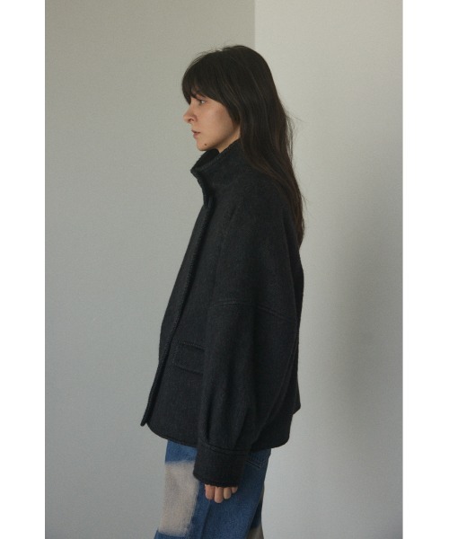 BLACK BY MOUSSY（ブラックバイマウジー）の「volume sleeve coat