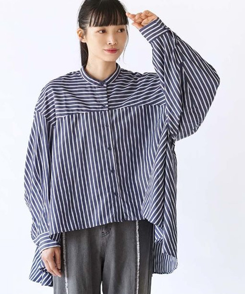 e-zakkamania stores(イーザッカマニアストアーズ)の「ドレープフレア シャツブラウス(シャツ/ブラウス・レディース・オフホワイト/ブラック/ネイビー・M)」の10枚目の写真